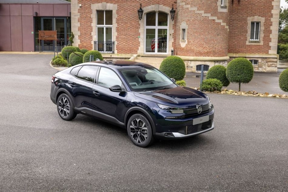 Citroen C4 X 2024 apskats: atjaunināts krosovera sedans