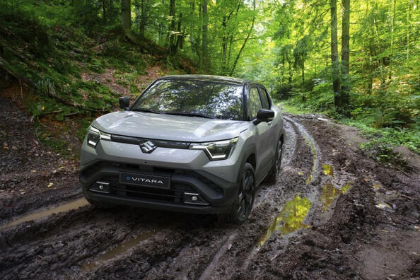 Suzuki eVitara apskats: leģendārā zīmola elektriskais debija