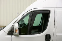 Peugeot Boxer 2006–2025 Logu vēja deflektori ieliekamie Niken Luxury (2 gab.) foto 1