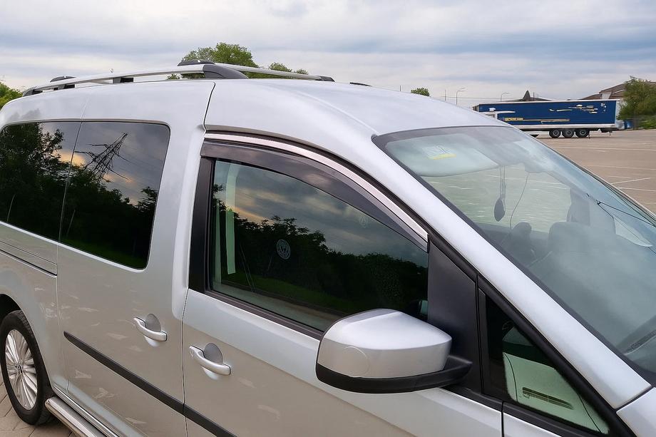Volkswagen Caddy 2004–2010 Logu vēja deflektori ar hromētu līsti Niken Luxury (2 gab.) Image