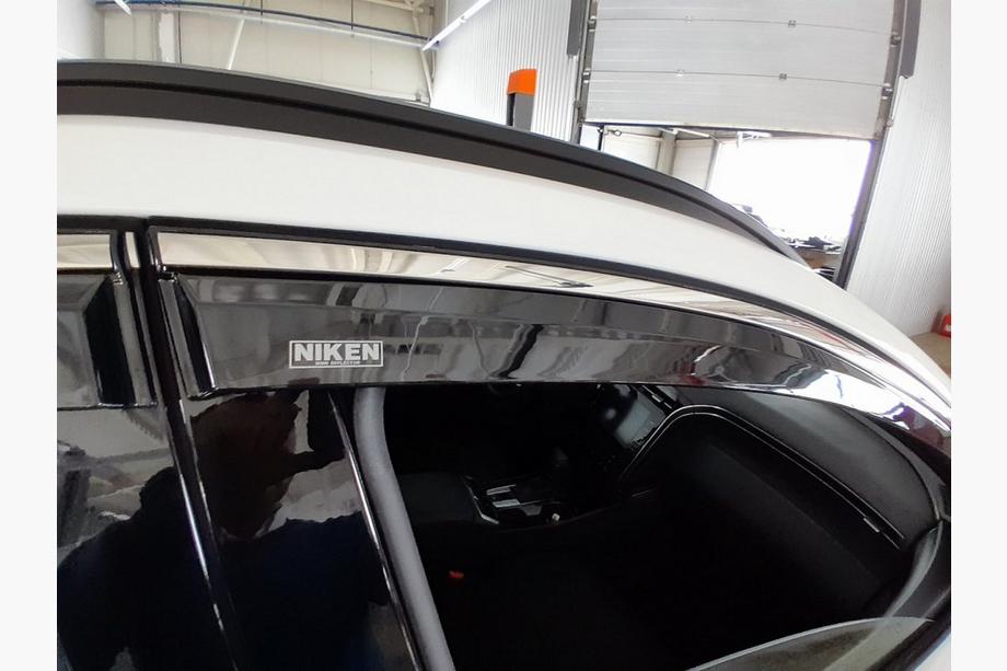 Hyundai Tucson NX4 2021– Logu vēja deflektori ar hromētu līsti Niken Luxury (4 gab.) Foto 3