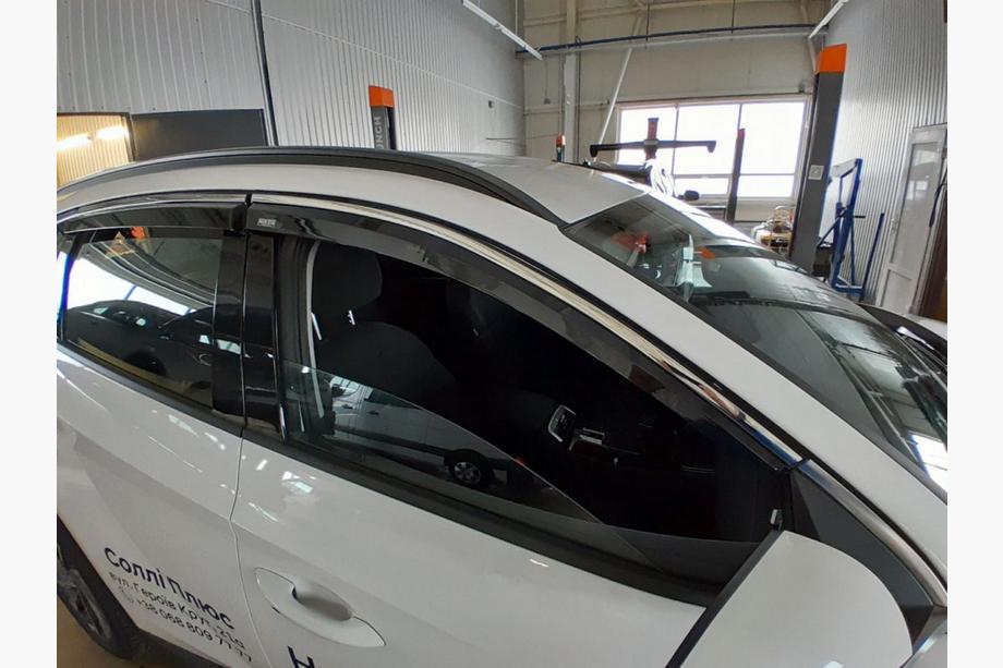 Hyundai Tucson NX4 2021– Logu vēja deflektori ar hromētu līsti Niken Luxury (4 gab.) Foto 1
