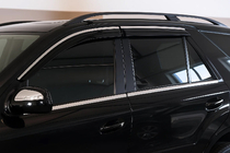 Mercedes ML W164 2005–2011 Logu vēja deflektori ar hromētu līsti Niken Luxury (4 gab.) foto 1