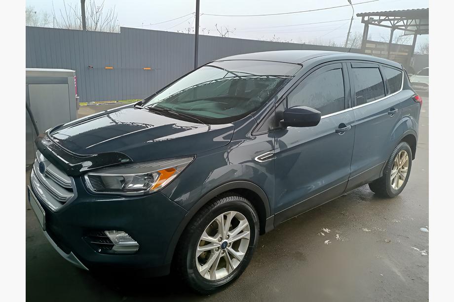 Ford Kuga/Escape 2013–2019 Ievietojamie logu vēja deflektori Niken Luxury (4 gab.) Image