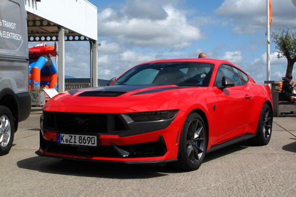 Ford Mustang septītās paaudzes apskats