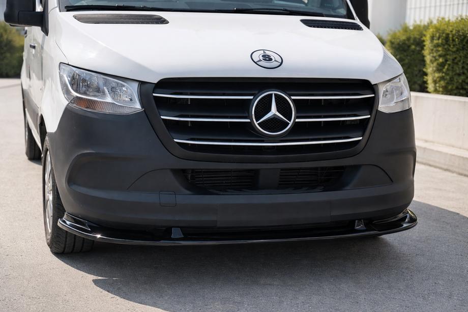 Mercedes Sprinter W907/W910 2018– Priekšējā bampera lūpa EuroCap (ABS) Foto 1