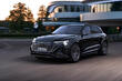 Elektriskā sportiskā krosovera Audi SQ8 e-tron apskats foto 2