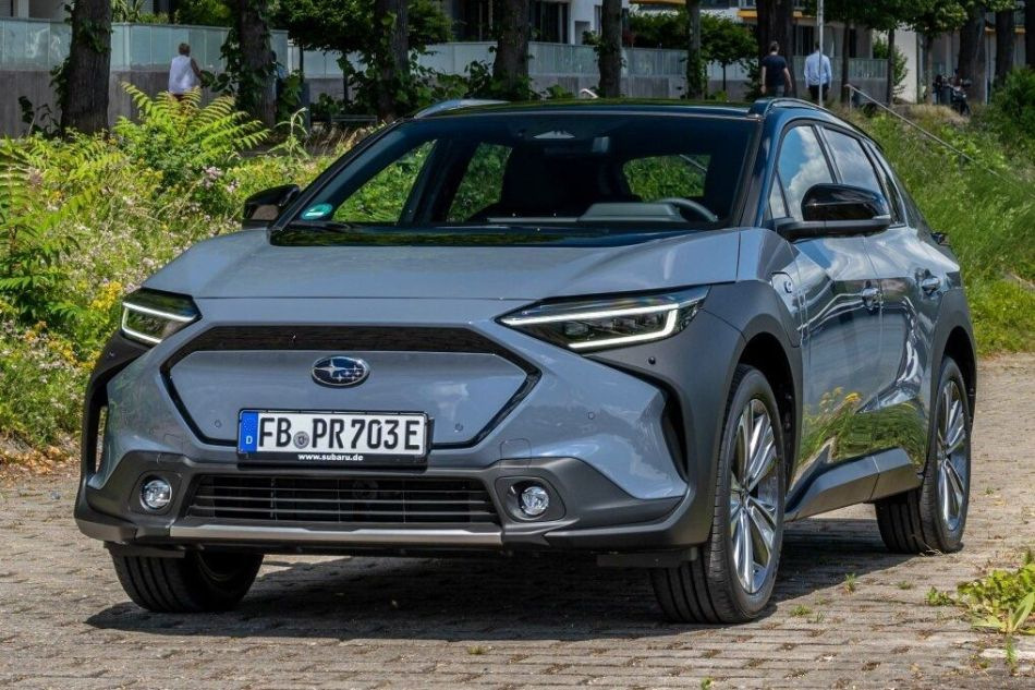 Elektriskā krosovera Subaru Solterra apskats