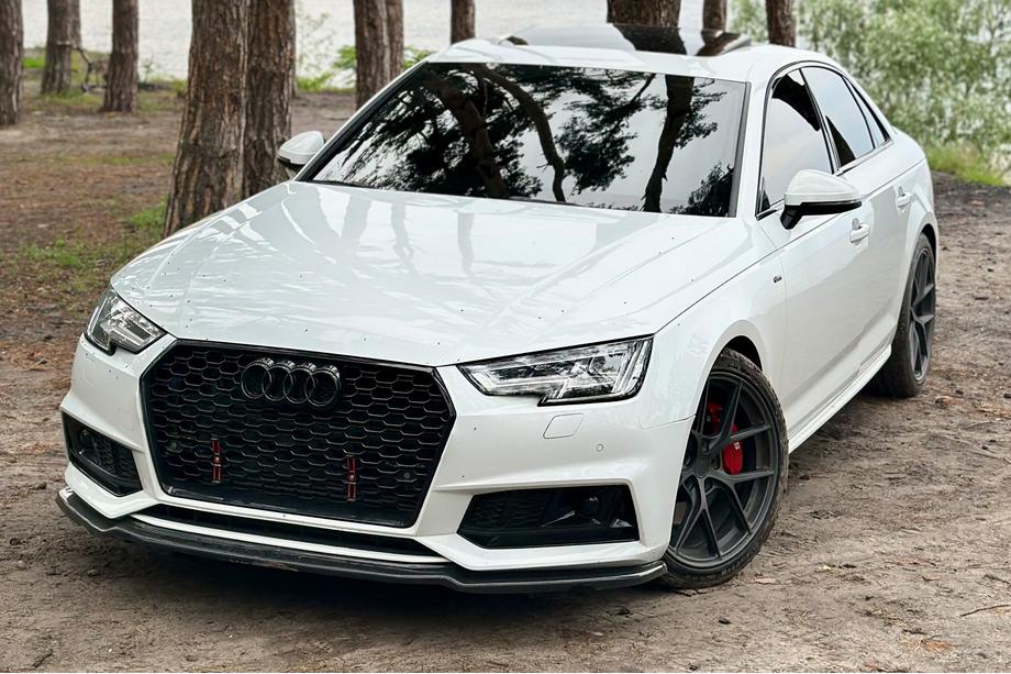 Audi A4 B9 2015–2024 Priekšējā lip uzlika DPT V-1 (S-Line, 2015-2019, spīdīgi melna) Image