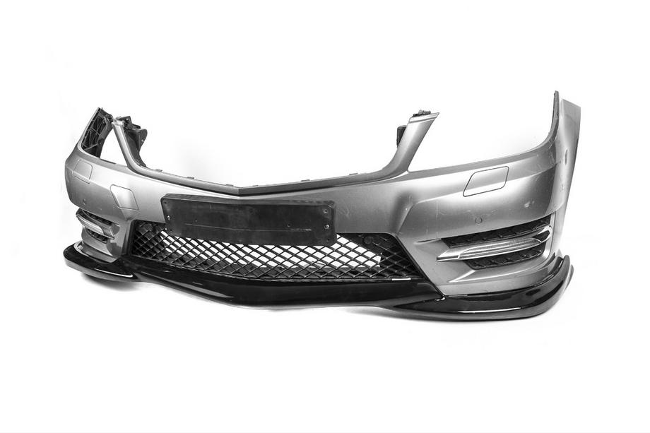 Mercedes C klase W204 2007–2015 Priekšējā bampera lūpa DPT V2 (2011-2015, spīdīgi melna) Foto 10