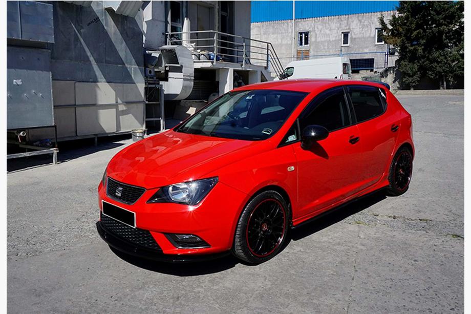 Seat Ibiza 2010–2017 Priekšējā lip uzlika DPT V-1 (melns spīdīgs) Foto 2