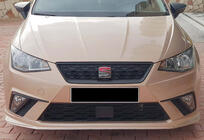 Seat Ibiza 2010–2017 DPT V-3 priekšējā lip uzlika (spīdīgi melna) foto 1