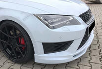 Seat Leon 2013–2020 Priekšējā lip uzlika DPT V-5 (2017-2020, spīdīgi melna) foto 3
