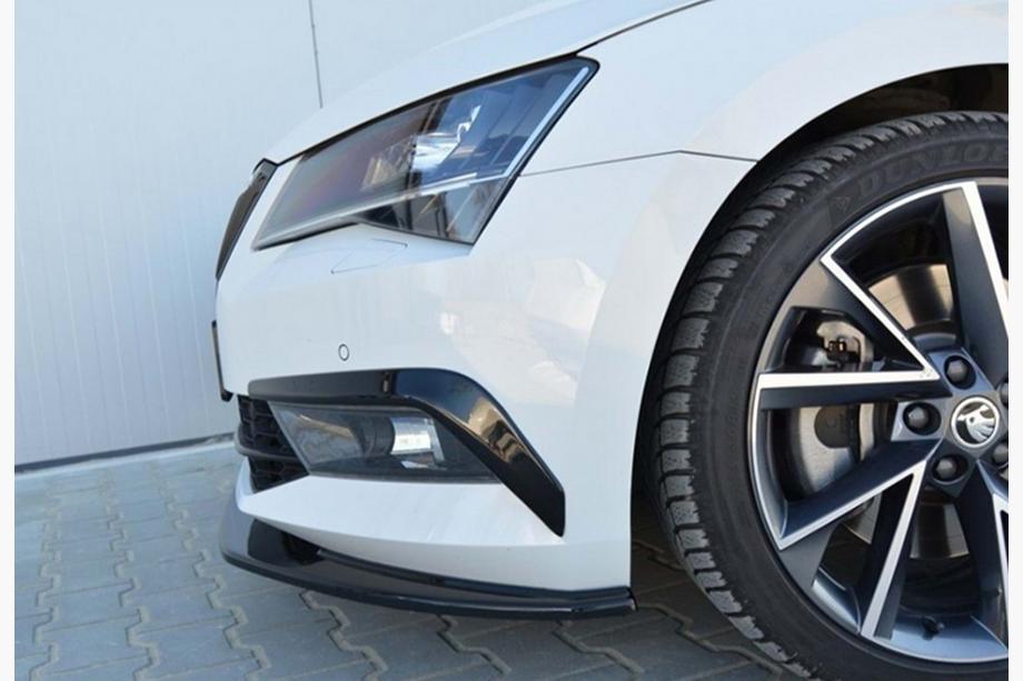 Skoda Superb 2015–2024 Priekšējā bampera lūpas spoileris DPT V-4 (2015-2020, spīdīgi melns) Foto 3
