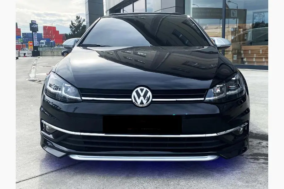 Volkswagen Golf 7/E-Golf 2012–2020 Priekšējā lip uzlika DPT V-1 (rūpnīcas bamperim, 2017-2019, krāsošanai) Foto 2