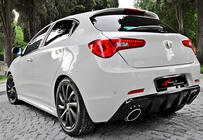 Alfa Romeo Giulietta 2010–2020 Aizmugurējais difuzors DPT V-2 (spīdīgi melns) foto 2