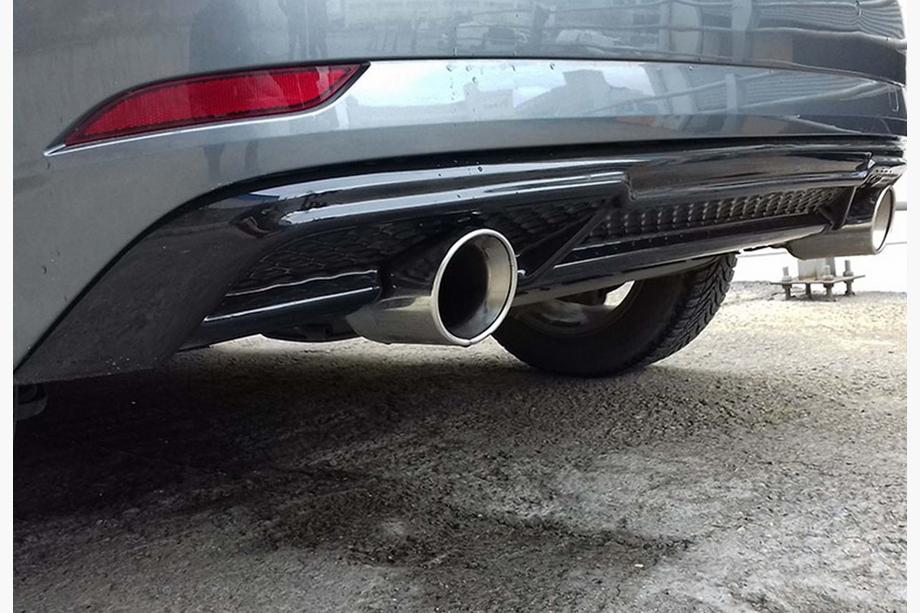 Audi A3 2012–2020 Aizmugurējais difuzors DPT (HB, 2017-2020, spīdīgi melns) Foto 1