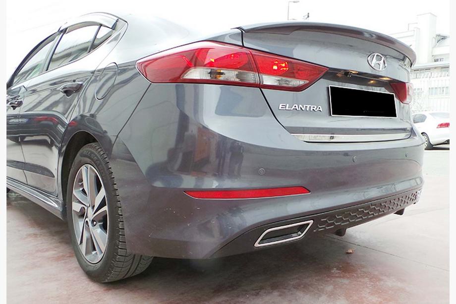 Hyundai Elantra (AD) 2015–2020 Aizmugurējais difuzors DPT V-1 (spīdīgi melns) Image