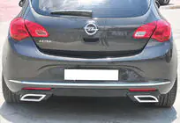 Opel Astra J 2009–2015 Aizmugurējais difuzors DPT V1 (2012-2015, HB, melns spīdīgs) foto 1
