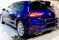 Volkswagen Golf 7/E-Golf 2012–2020 Aizmugurējais difuzors DPT V-1 (2017-2019, melns spīdīgs) foto 1