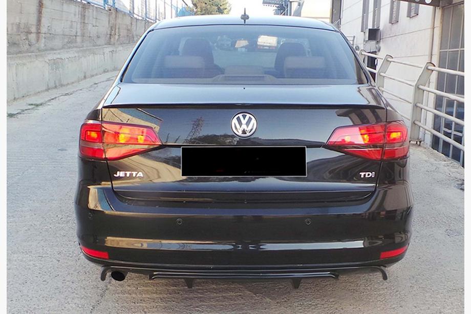 Volkswagen Jetta 2011–2018 Aizmugurējais difuzors DPT (2014-2018, spīdīgi melns) Image