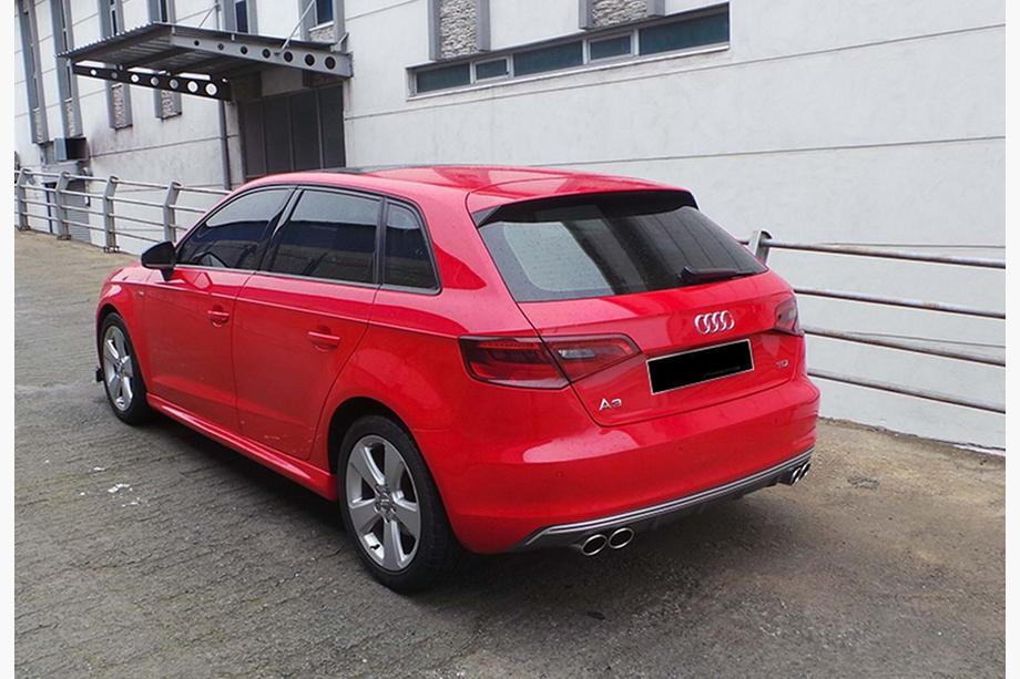 Audi A3 2012–2020 Sānu sliekšņi DPT (HB, melns spīdums) Foto 4
