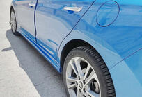 Hyundai Elantra (AD) 2015–2020 DPT sānu sliekšņi (spīdīgi melni) foto 1
