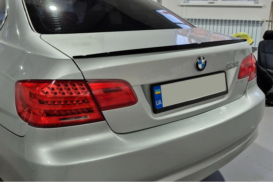 BMW 3. sērija E92/E93 2006–2013 M3-Style spoilers (E92, spīdīgi melns) Foto 1