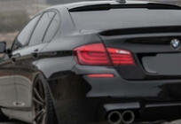 BMW 5. sērija F10/F11 2010–2016 M4-Style V1 spoilerlūpa (F10, spīdīgi melna) foto 5
