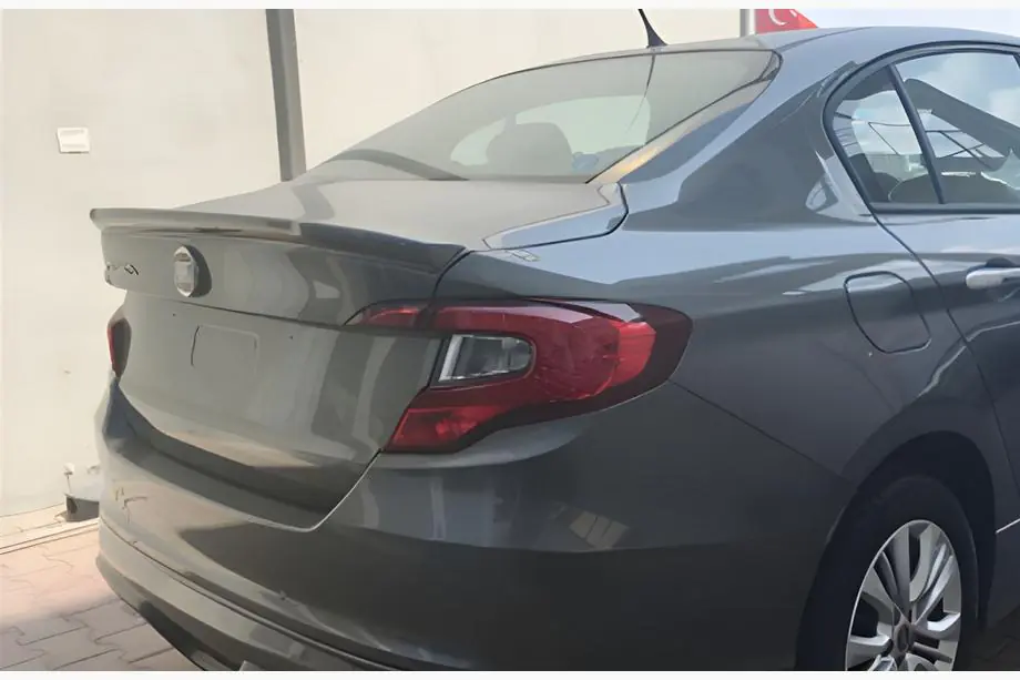 Fiat Tipo 2016– Spoileris DPT (SD, spīdīgi melns) Image
