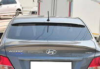 Hyundai Accent 2011–2017 DPT spoileris (spīdīgi melns) foto 1