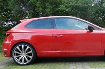 Seat Leon 2013–2020 Spoileris DPT V-1 (2 durvju, spīdīgi melns) foto 4
