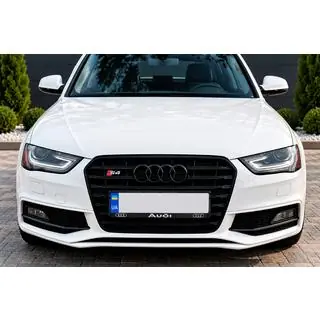 Priekšējais melns radiatora režģis S-style (2012-2015) foto 1