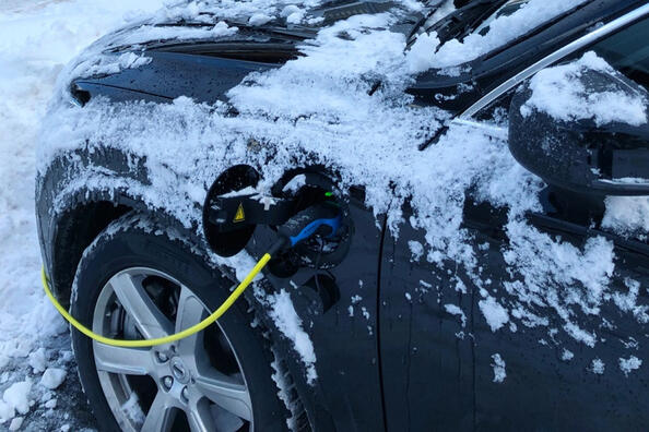 Elektroauto ziemā: padomi ērtai un ekonomiskai braukšanai Foto 1