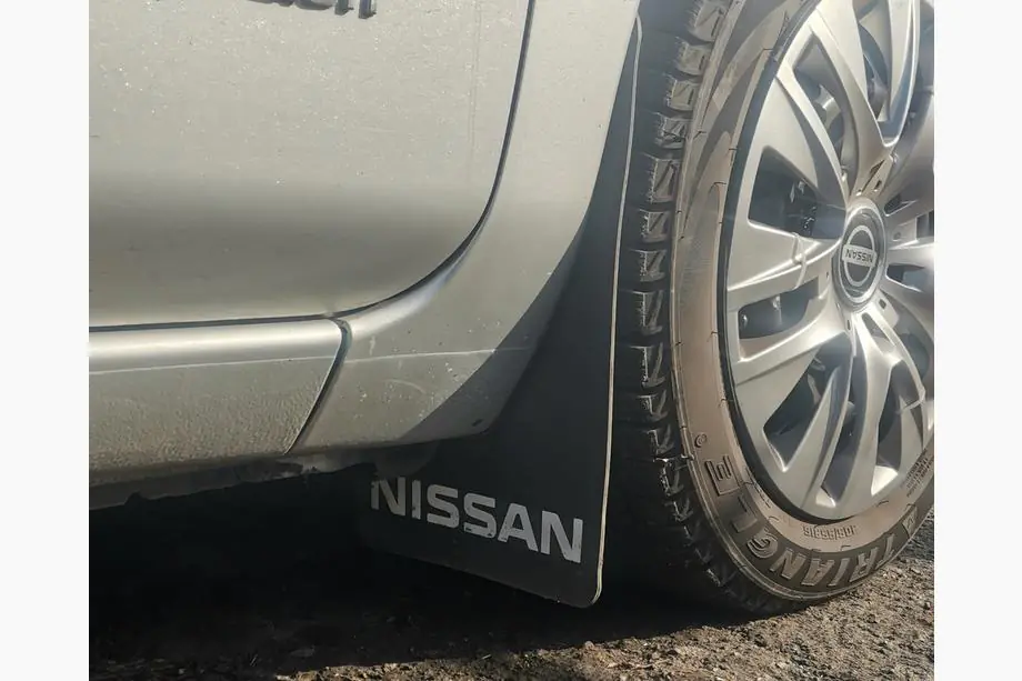 Nissan Dubļusargi Polytep (230*375, 2 gab.) Foto 5