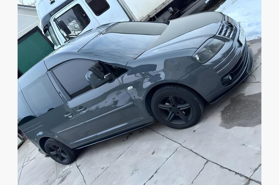 Volkswagen Caddy 2015–2020 Performance sānu sliekšņi (melni) Image