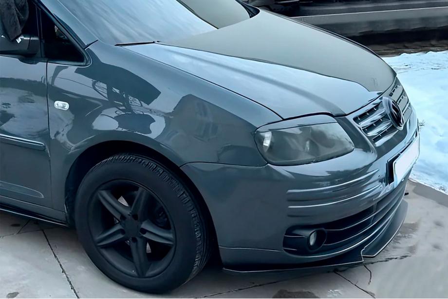 Volkswagen Caddy 2004–2010 Priekšējā bampera lūpas uzlika Niken Black (ABS) Image