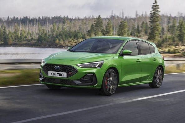Ford Focus ST: atjauninātās versijas apskats