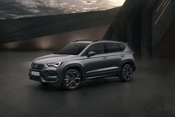 300 ZS Cupra Ateca apskats: pirmās paaudzes feislifts Foto 4