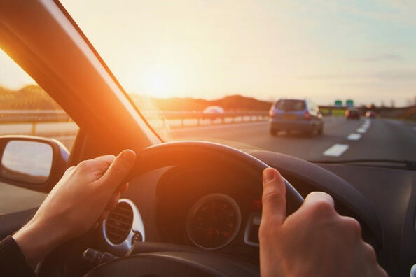 Kā saglabāt modrību pie auto stūres?