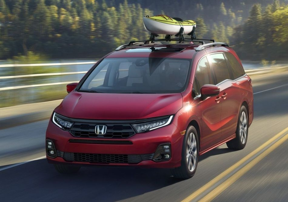 Honda Odyssey 2024. gada 5. paaudzes minivena apskats