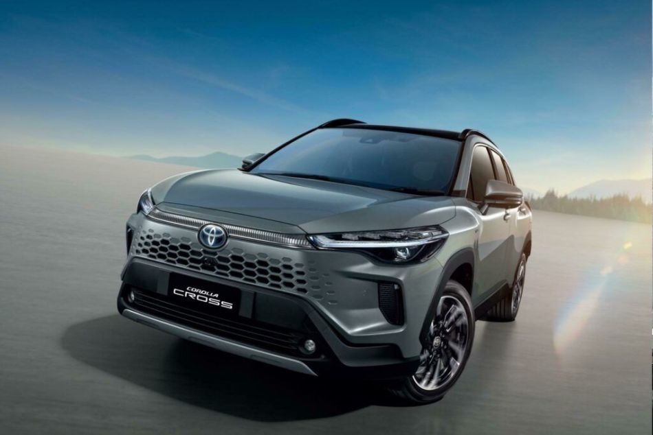 Toyota Corolla Cross apskats: 2024. gada feislifts