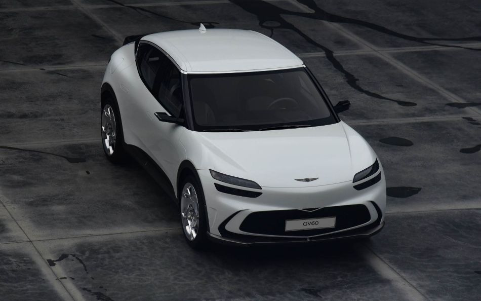 Genesis GV60: elektriskā krosovera apskats