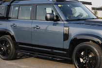 Land Rover Defender 2019– Durvju moldingu komplekts foto 1