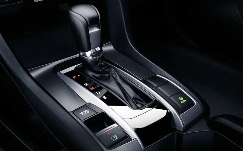 Kas ir labāk: automātiskā pārnesumkārba vai CVT?