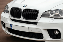 BMW X6 E71 2008–2014 Nieru restes M-Look V1 (spīdīgi melnas) foto 1