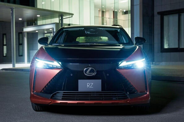 Lexus RZ elektroauto apskats
