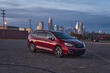 Ģimenes minivena Chrysler Pacifica apskats foto 4