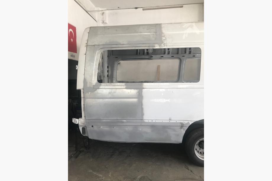 Volkswagen Crafter 2006–2016 Virsbūves pagarināšanas komplekts Aizmugures daļa Foto 9