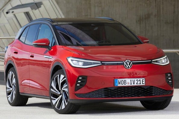 Volkswagen ID.4 GTX: "karstā" elektriskā krosovera apskats